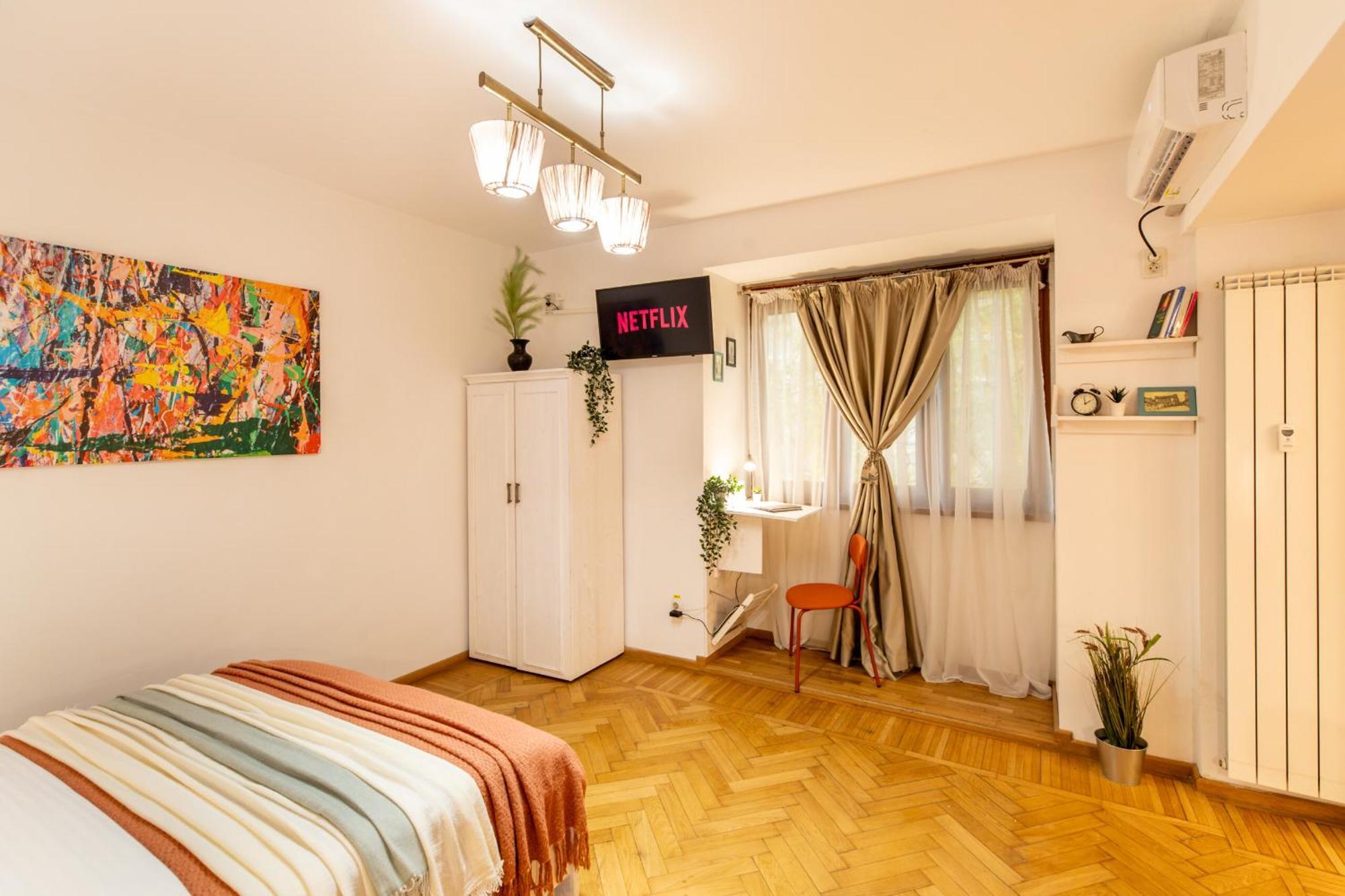 2Br Apartment At Piata Natiunilor Unite: Perfect For City Center Stays Букурещ Екстериор снимка