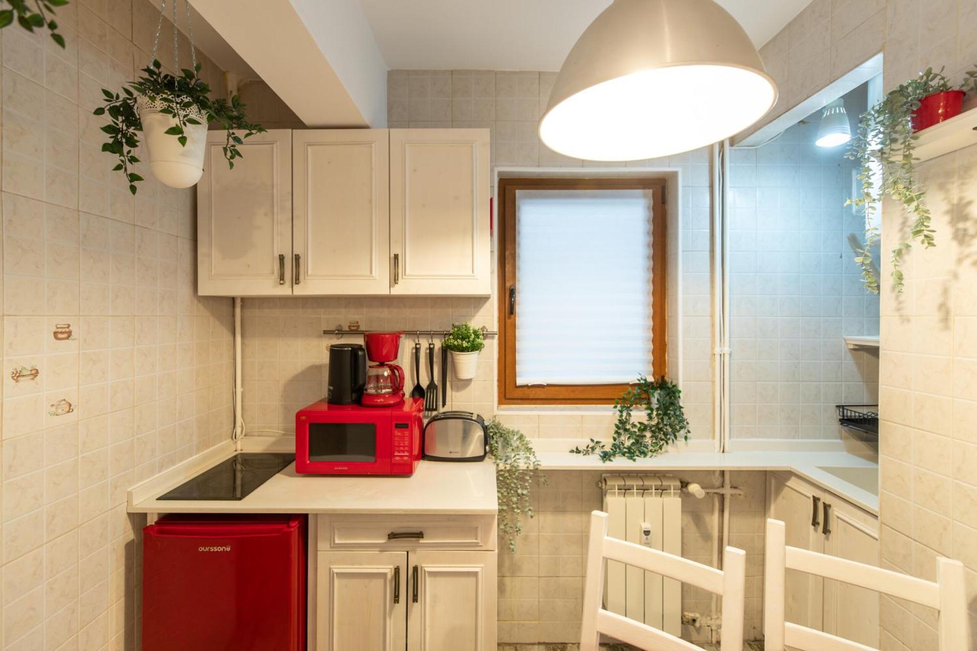 2Br Apartment At Piata Natiunilor Unite: Perfect For City Center Stays Букурещ Екстериор снимка